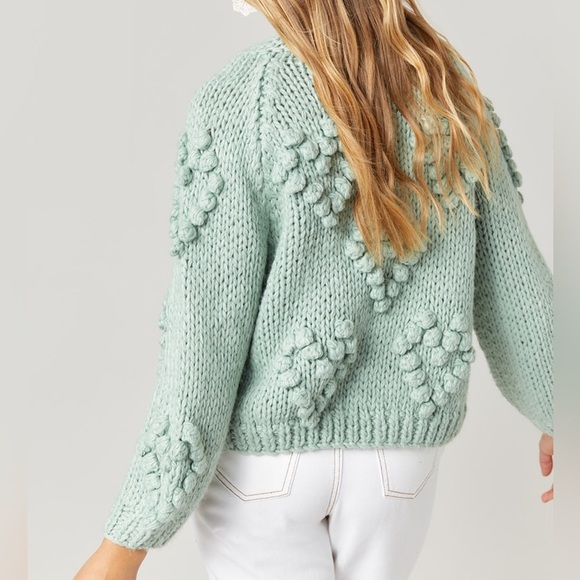 Chunky Knit Green Sweater - Picture 3 of 6